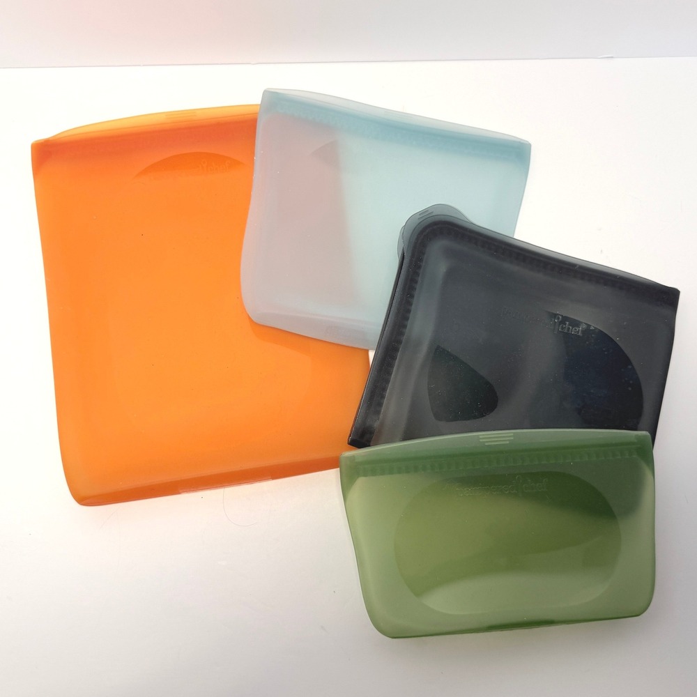Pampered Chef Reusable Silicone Food Storage Bags Set of 4 Mixed Sizes